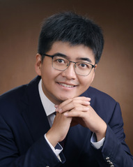 肖巍